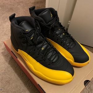 🚨 sold🚨 jordan 12 university gold